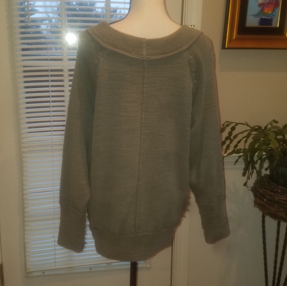 Free People Olive Sweatshirt - Picture 4 of 5